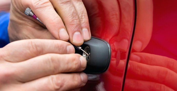 Automotive-Locksmiths-services-jacksonville-best-services